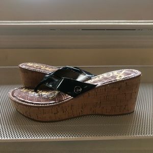 NEVER WORN Sam Edelman cork wedge black patent leather sandal